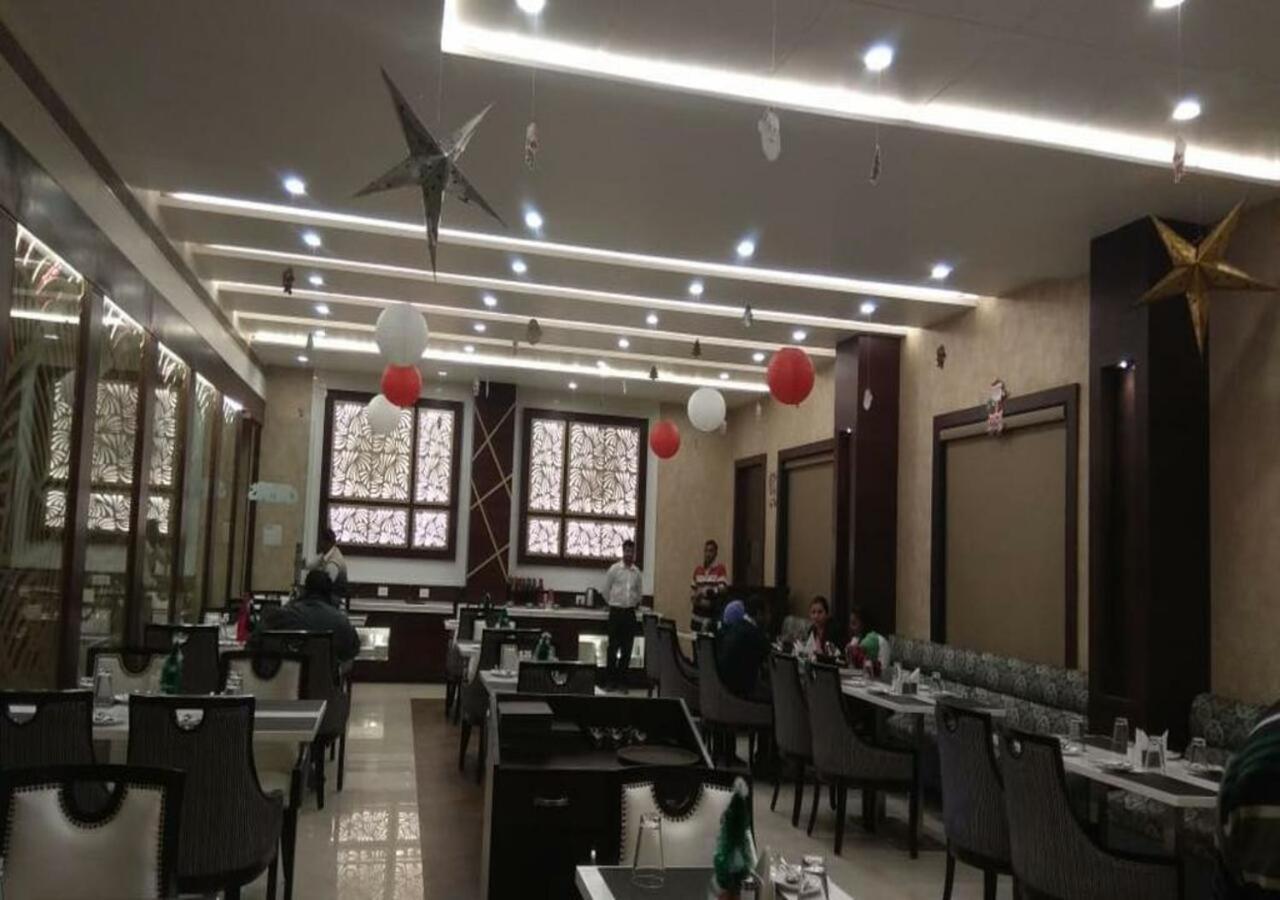Hotel Nand Residency Ghazipur Esterno foto
